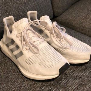 Adidas Swift Run